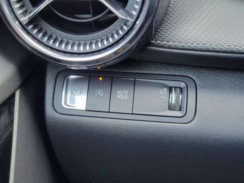Used 2025 Chevrolet Equinox LT w/ Convenience Package II FWD image 18
