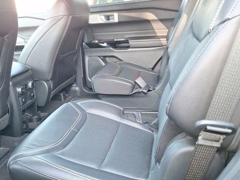 Used 2023 Ford Explorer ST w/ Equipment Group 401A image 13