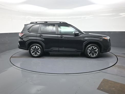 New 2026 Subaru Forester Premium image 2