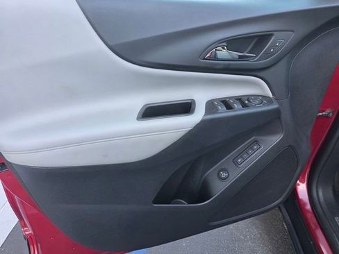 Used 2019 Chevrolet Equinox Premier image 10