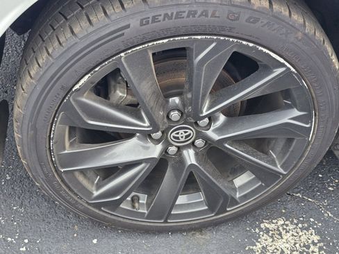 Used 2025 Toyota Corolla SE FWD image 17