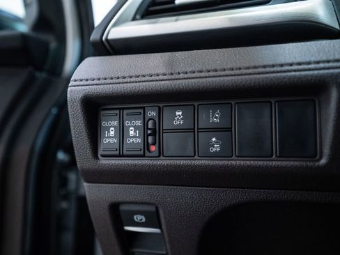 Used 2019 Honda Odyssey EX image 21