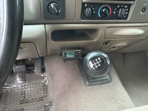 Used 2000 Ford F350 XLT image 22