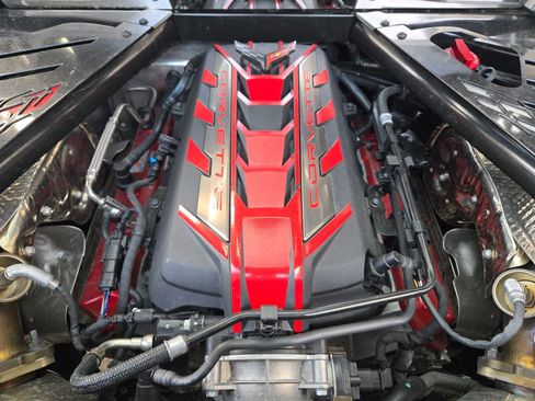 Used 2023 Chevrolet Corvette Stingray Premium Cpe w/ Z51 Performance Package image 24