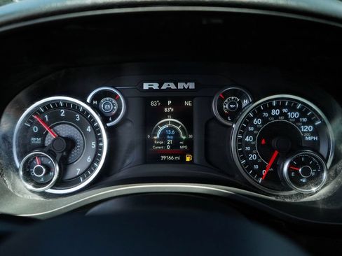 Used 2023 RAM 1500 Tradesman w/ Night Edition RWD image 25