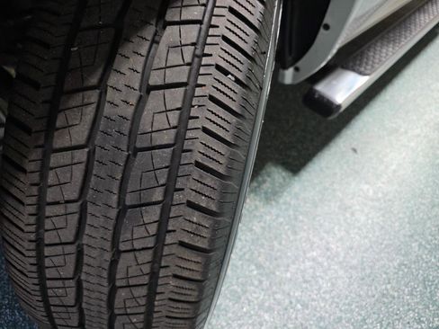 Used 2016 RAM 1500 Laramie w/ Convenience Group image 13