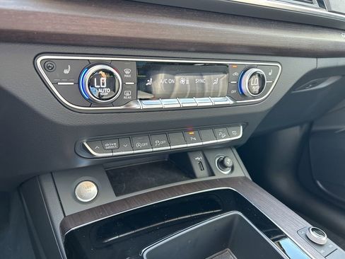 Used 2023 Audi Q5 2.0T Premium w/ Convenience Package image 36