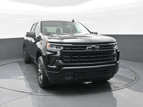 Used 2023 Chevrolet Silverado 1500 RST AWD/4WD image 3
