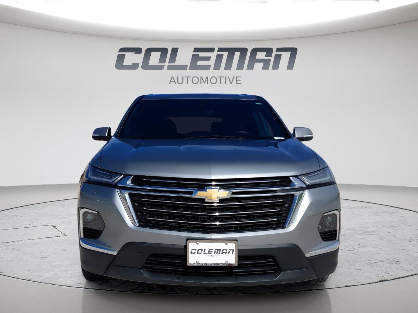 Used 2023 Chevrolet Traverse LT w/ Rear Camera Mirror Package AWD/4WD image 8