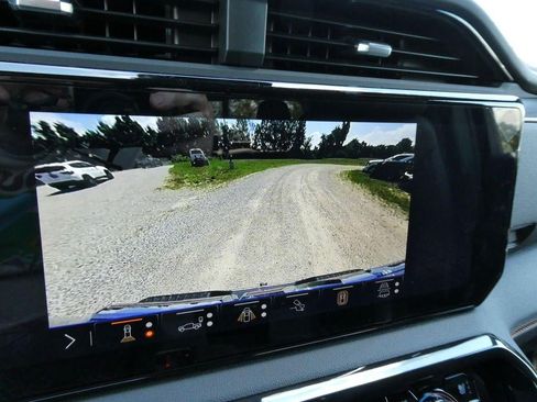 New 2026 GMC Sierra 1500 AT4 w/ AT4 Premium Package AWD/4WD image 30