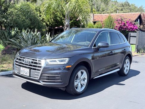 Used 2018 Audi Q5 2.0T Premium Plus w/ Premium Plus Package AWD/4WD image 1