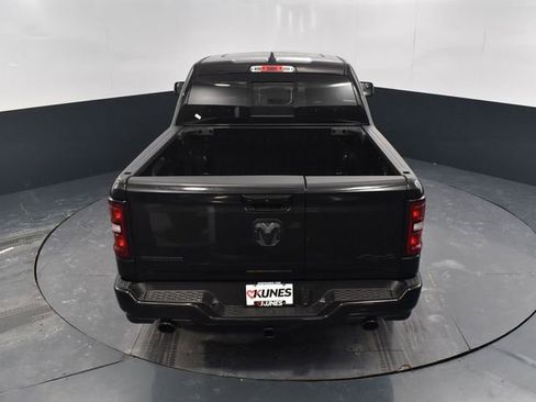New 2026 RAM 1500 4x4 Crew Cab image 41