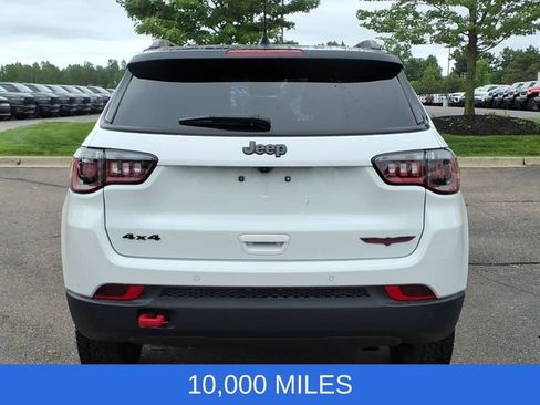 Used 2025 Jeep Compass Trailhawk AWD/4WD image 5