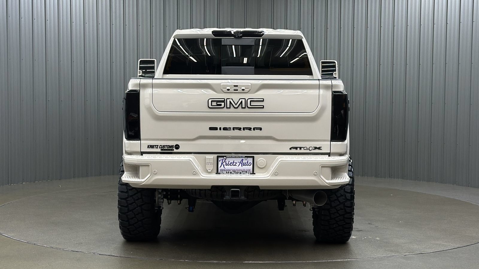 Used 2026 GMC Sierra 2500 AT4X w/ LPO, Black Badging Package AWD/4WD image 4
