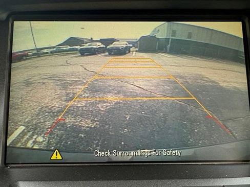 Used 2015 Chevrolet Equinox LT FWD image 3