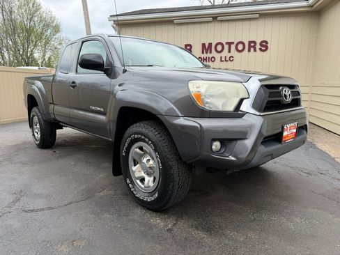 Used 2012 Toyota Tacoma 4x4 Access Cab V6 w/ SR5 Pkg image 7