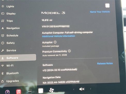 Used 2023 Tesla Model 3 Standard Range image 25