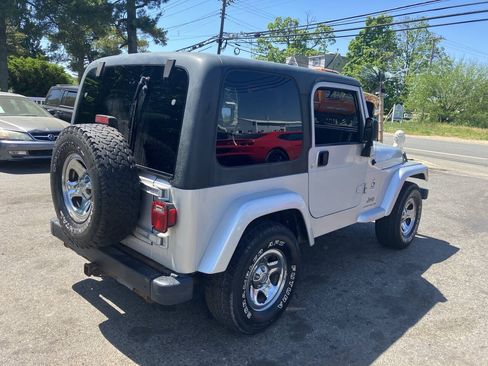 Used 2003 Jeep Wrangler X AWD/4WD image 7