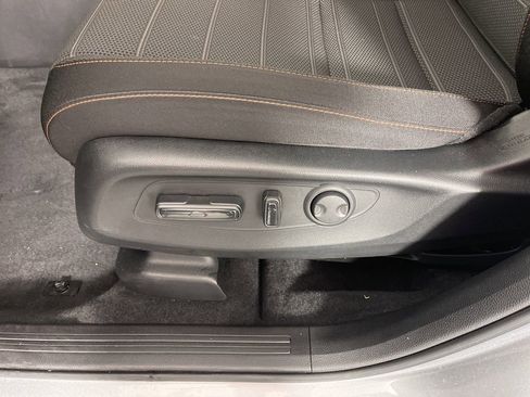 Certified 2025 Honda CR-V Sport image 23
