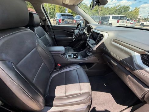 Used 2023 GMC Acadia SLT AWD/4WD image 11