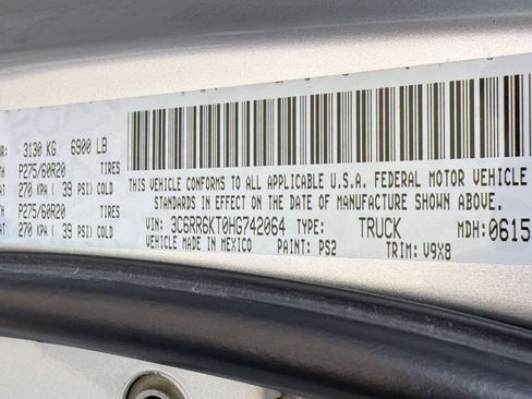 Used 2017 RAM 1500 Express w/ Express Value Package image 19