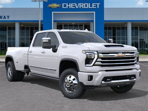 New 2025 Chevrolet Silverado 3500 High Country w/ High Country Premium Package image 7