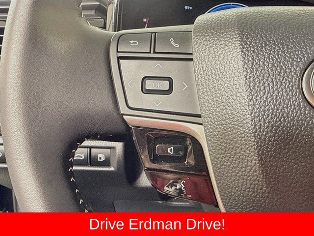 Used 2026 Toyota Camry SE FWD image 13