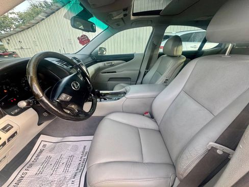 Used 2008 Lexus LS 460 RWD image 17