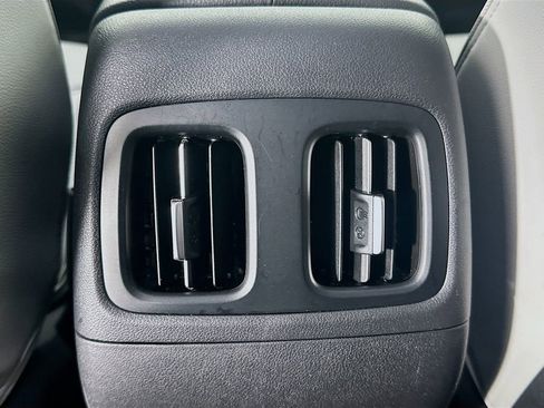 Certified 2025 Hyundai Santa Cruz Limited image 26