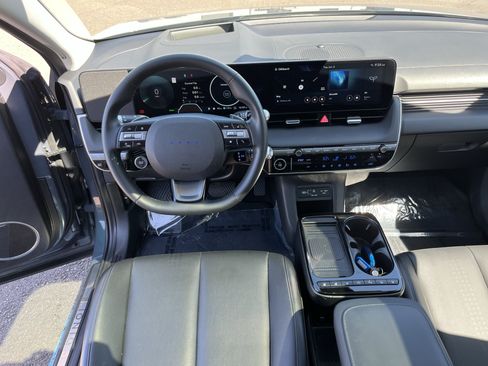 Certified 2025 Hyundai Ioniq 5 Limited RWD image 12