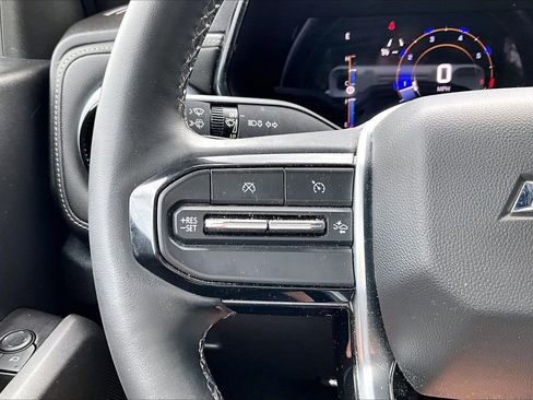 Used 2023 Chevrolet Colorado LT w/ LT Convenience Package III RWD image 29
