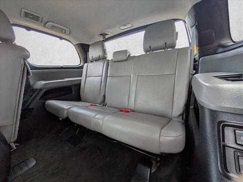 Used 2014 Toyota Sequoia Platinum AWD/4WD image 19
