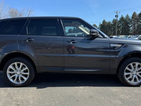 Used 2017 Land Rover Range Rover Sport HSE image 11