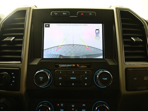 Used 2019 Ford F150 Lariat AWD/4WD image 29