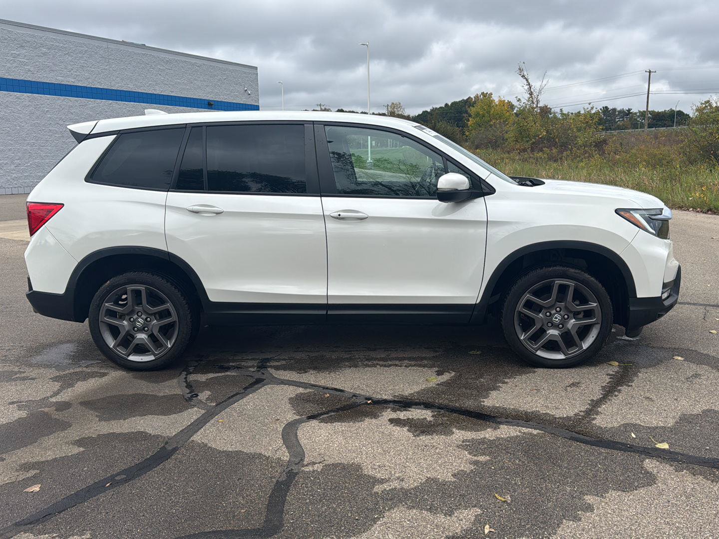 Used 2022 Honda Passport EX-L image 6