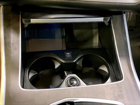 Used 2024 BMW X5 xDrive40i w/ Premium Package image 34