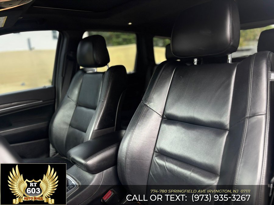 Used 2018 Jeep Grand Cherokee Limited AWD/4WD image 18