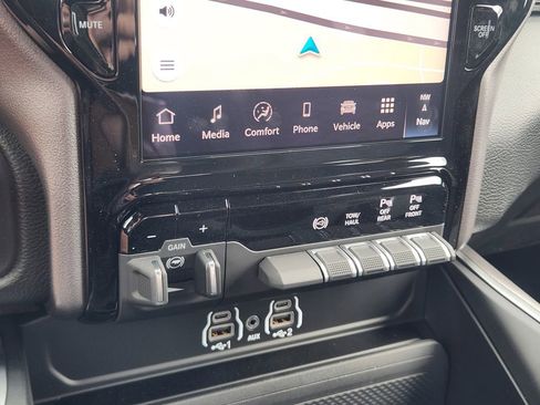 New 2026 RAM 3500 Lone Star AWD/4WD image 13