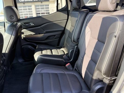 Used 2019 GMC Acadia Denali w/ Technology Package image 16