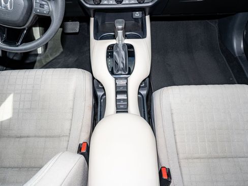 Used 2023 Honda HR-V LX image 24