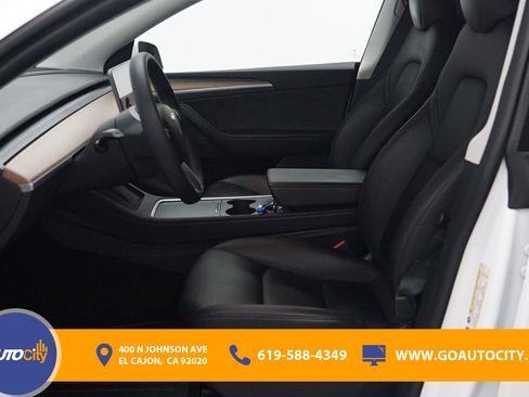 Used 2023 Tesla Model Y Long Range AWD/4WD image 9
