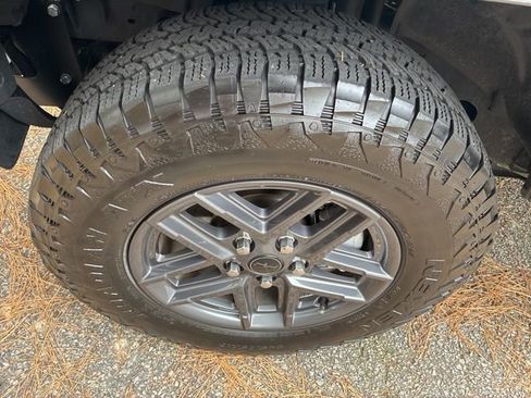 Used 2024 Jeep Wrangler Sport S image 11