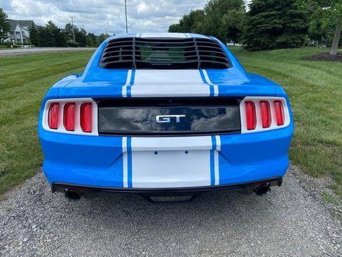 Used 2017 Ford Mustang GT w/ GT Performance Package RWD image 4