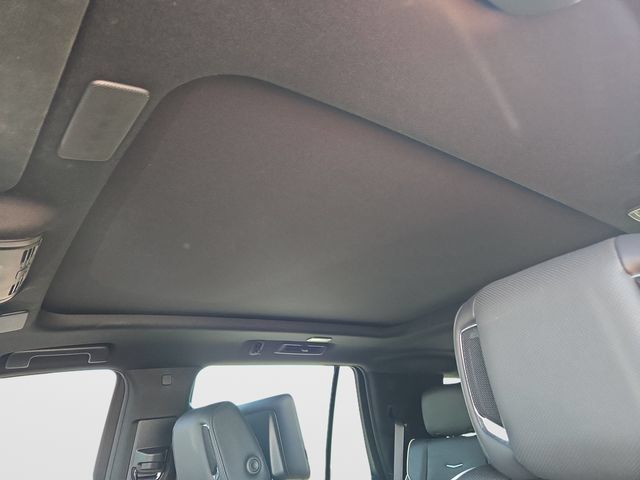 Certified 2024 Cadillac Escalade Premium Luxury AWD/4WD image 32