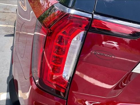 Used 2022 GMC Yukon SLT w/ SLT Premium Package AWD/4WD image 30