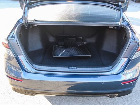 Used 2025 Honda Accord Touring image 38