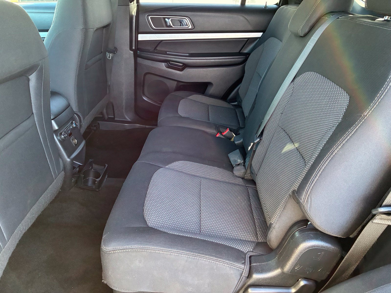 Used 2017 Ford Explorer XLT AWD/4WD image 13