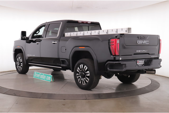 Used 2024 GMC Sierra 2500 Denali Ultimate AWD/4WD image 8