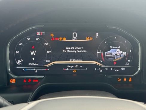 Certified 2025 GMC Sierra 1500 AT4 w/ AT4 Preferred Package AWD/4WD image 35