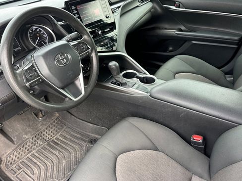 Used 2023 Toyota Camry LE image 10